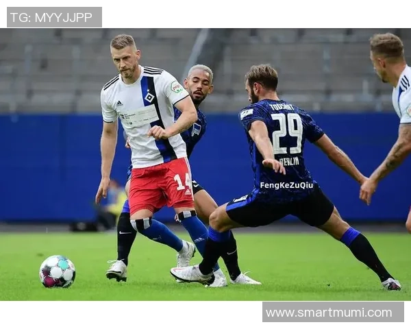 机兵工厂与波尔塔瓦的激烈对决解析及赛季前景展望